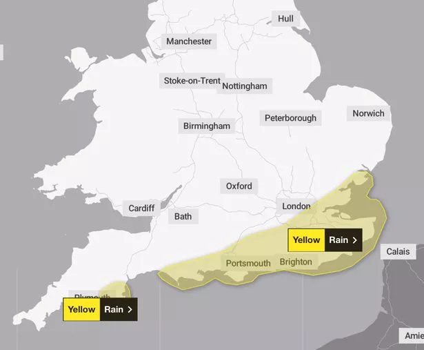 英国气象局发布了新的14小时天气预警，英国人被告知要做好大雨的准备